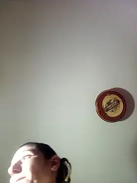 Snapshot of Ebtessamcachonda chatting on 10-11-25, 09:02 Ebtessamcachonda online show from 10-11-25, 09:02