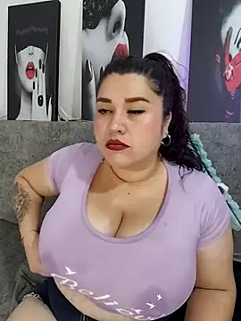 Snapshot of SafiroFer chatting on 11-07-25, 09:26 SafiroFer online show from 11-07-25, 09:26