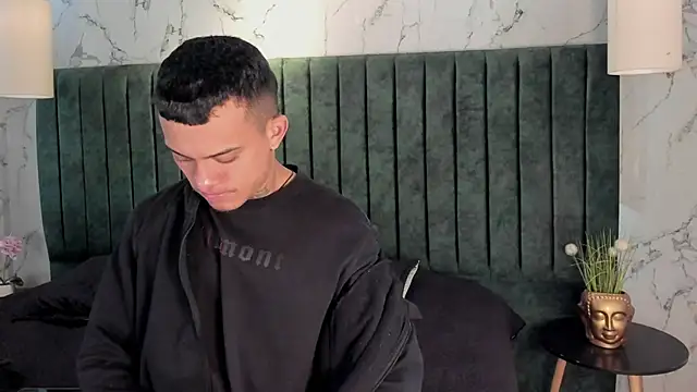 MrJustin  online show from 11-09-25, 07:45