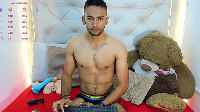 MaicolParker  online show from 04-14-26, 01:17