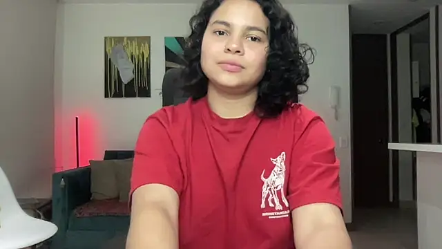 Lyxen raze online show from 12-15-25, 04:06