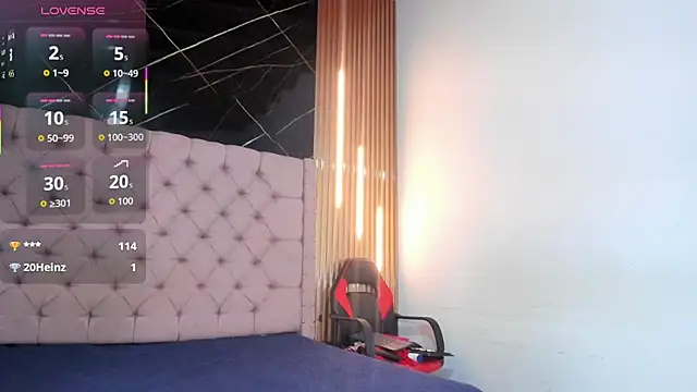 Emily Brown18 online show from 10-01-25, 03:45