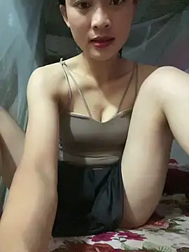 Snapshot of Kieu_xxx chatting on 09-15-25, 02:28 Kieu xxx online show from 09-15-25, 02:28