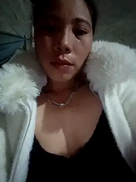 Phuong xxx online show from 12-17-25, 09:32