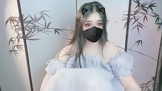 Sparkly Candy online show from 11-08-25, 02:39