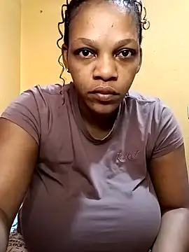 HappygalTheQueen online show from 11-11-25, 10:48