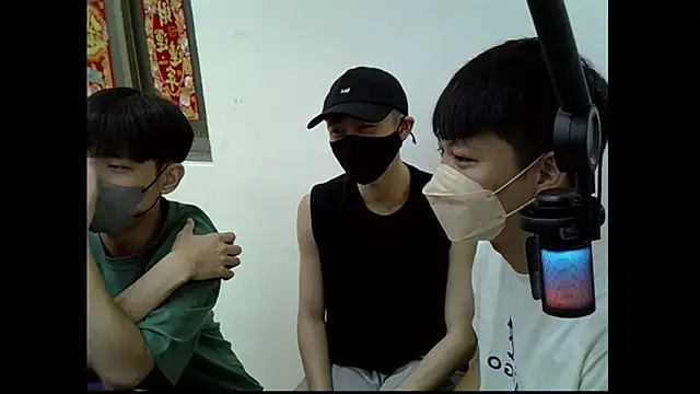 zhu000000 online show from 10-16-25, 04:24