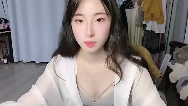 Freya7777 online show from 09-12-25, 03:45