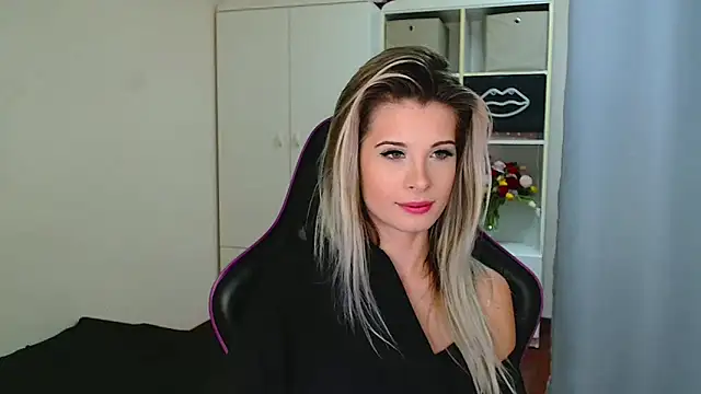 KristineGlow online show from 01-07-26, 07:11