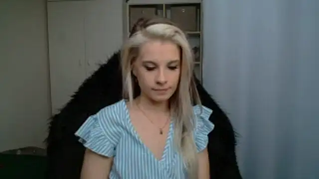 Snapshot of KristineGlow chatting on 07-06-26, 03:03 KristineGlow online show from 07-06-26, 03:03
