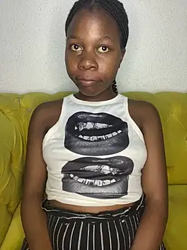 Snapshot of Crazyqueenxxx chatting on 03-14-26, 01:38 Crazyqueenxxx online show from 03-14-26, 01:38