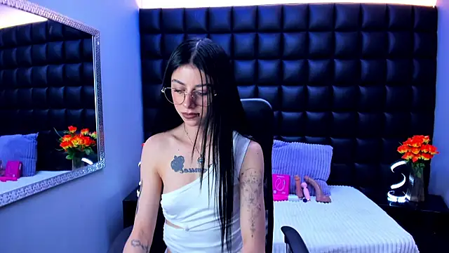 Dulce Miaa  online show from 06-13-26, 06:50