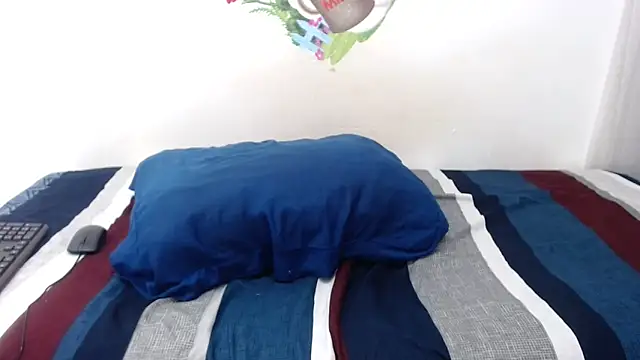 XSexySnow30XX online show from 11-20-25, 09:20