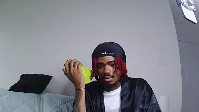 Snapshot of risktakinndolo chatting on 09-16-25, 05:14 risktakinndolo online show from 09-16-25, 05:14