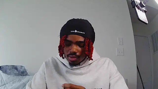 Snapshot of risktakinndolo chatting on 09-30-25, 05:40 risktakinndolo online show from 09-30-25, 05:40