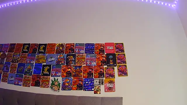 Snapshot of risktakinndolo chatting on 10-12-25, 03:00 risktakinndolo online show from 10-12-25, 03:00