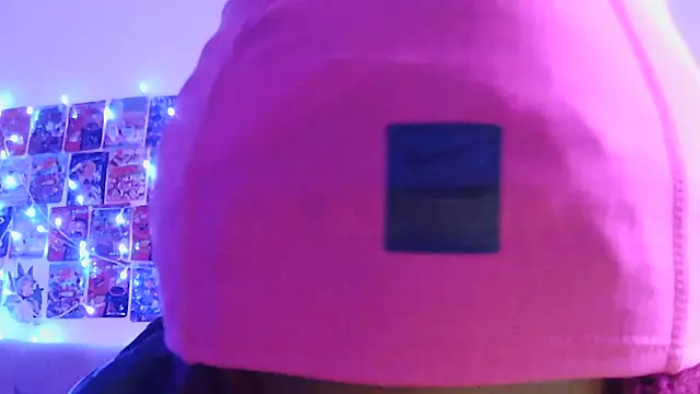 Snapshot of risktakinndolo chatting on 11-15-25, 04:36 risktakinndolo online show from 11-15-25, 04:36