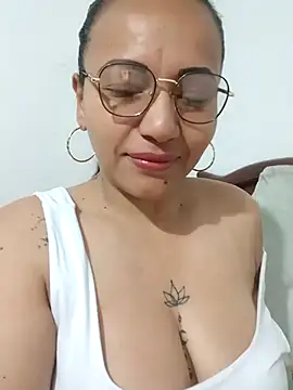 agatha sluttylatina online show from 02-08-26, 09:13