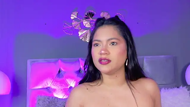 kendalFox  online show from 04-25-26, 03:20