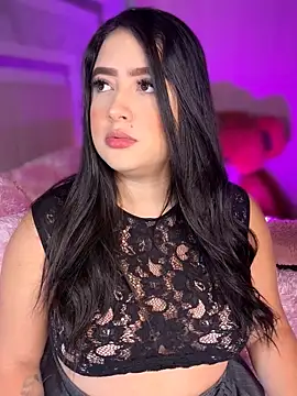 Emiily Moore1 online show from 10-01-25, 11:44