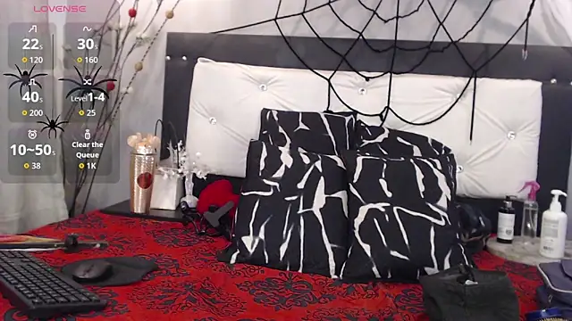 Meriiida online show from 10-24-25, 04:09