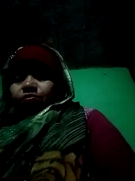 Snapshot of Manavi_x chatting on 11-15-25, 10:26 Manavi x online show from 11-15-25, 10:26