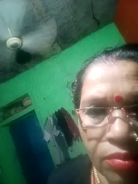 Manavi x online show from 04-11-26, 12:26