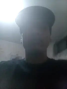 Snapshot of Bebicho14 chatting on 11-21-25, 04:22 Bebicho14 online show from 11-21-25, 04:22