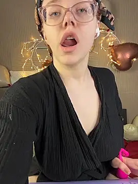 PollyVinice online show from 02-18-26, 12:45