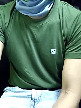 chocolate alone online show from 11-08-25, 06:57