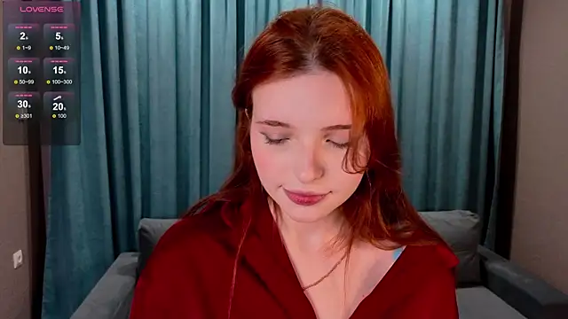 AnnieKim  online show from 12-17-25, 02:12