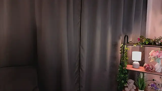 AnnieKim  online show from 02-10-26, 04:33