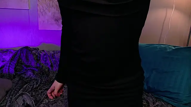 Snapshot of KikiMoor chatting on 10-06-25, 08:56 KikiMoor online show from 10-06-25, 08:56