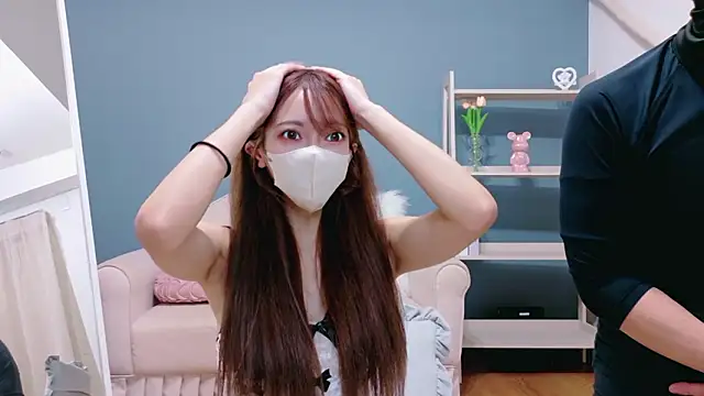 Snapshot of RIRI-style chatting on 11-08-25, 06:57 RIRI-style online show from 11-08-25, 06:57