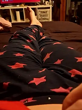 Snapshot of Horny_mummy chatting on 01-17-26, 08:45 Horny mummy online show from 01-17-26, 08:45