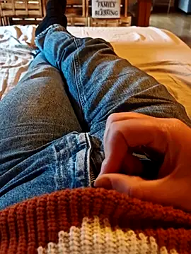 Snapshot of Horny_mummy chatting on 02-19-26, 01:40 Horny mummy online show from 02-19-26, 01:40