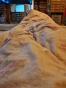 Snapshot of Horny_mummy chatting on 02-20-26, 02:39 Horny mummy online show from 02-20-26, 02:39