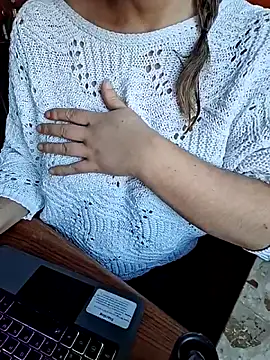 Snapshot of Horny_mummy chatting on 02-27-26, 07:30 Horny mummy online show from 02-27-26, 07:30