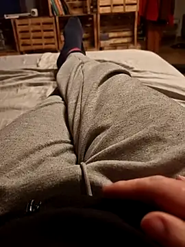 Snapshot of Horny_mummy chatting on 03-03-26, 06:14 Horny mummy online show from 03-03-26, 06:14