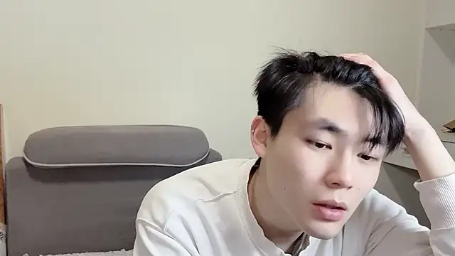 Snapshot of xiaoyang5200 chatting on 01-07-26, 03:03 xiaoyang5200 online show from 01-07-26, 03:03