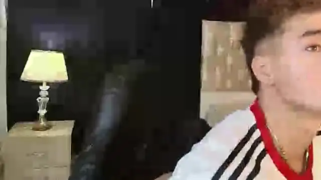 Snapshot of paull_george chatting on 02-19-26, 04:14 paull george online show from 02-19-26, 04:14