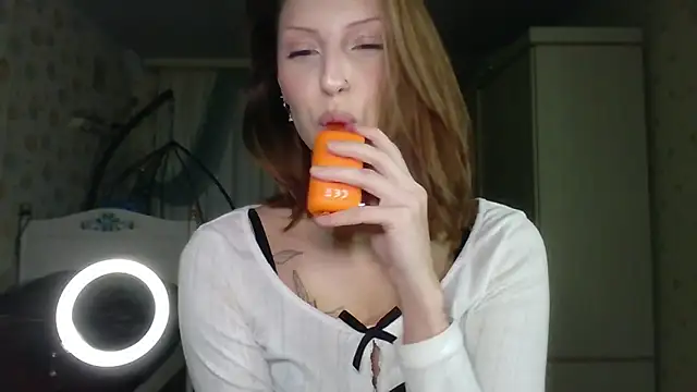 RuxaShade online show from 11-27-25, 12:18