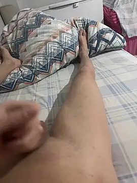 doyumsuz3131 online show from 01-08-26, 10:12