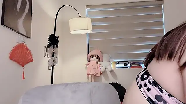 MaiLiiil online show from 09-21-25, 05:31