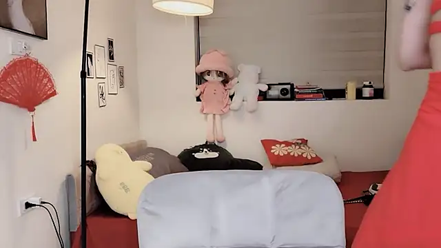 MaiLiiil online show from 11-04-25, 03:33