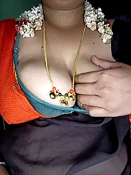 Geetha227 online show from 11-13-25, 03:55