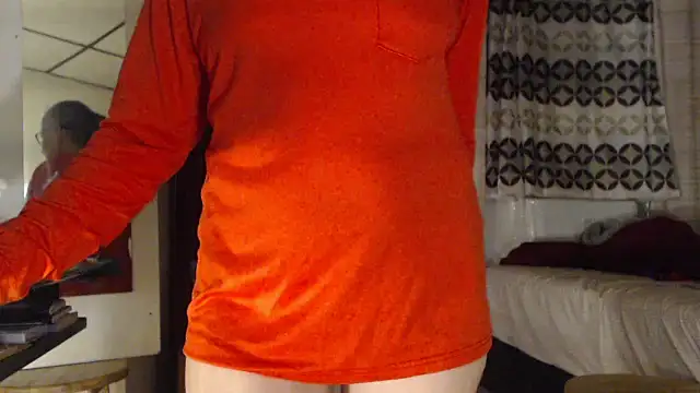 Snapshot of ANALTRAINING4U2 chatting on 10-31-25, 12:33 ANALTRAINING4U2 online show from 10-31-25, 12:33