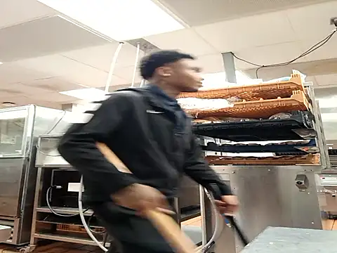 Dropdingo online show from 10-31-25, 01:50