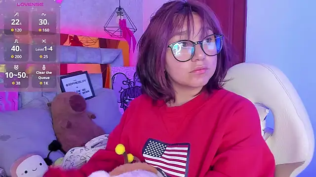 Snapshot of sophiievv chatting on 01-08-26, 07:05 sophiievv online show from 01-08-26, 07:05