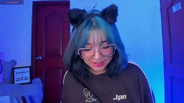 Snapshot of sophiievv chatting on 02-09-26, 06:23 sophiievv online show from 02-09-26, 06:23